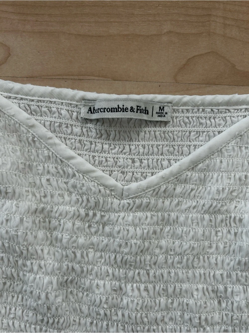 Abercrombie & Fitch White Smocked Puff-Sleeve Crop Top - Picture 2 of 4